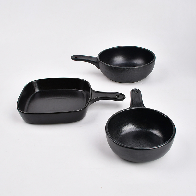 Placa de cerámica japonesa con mango Placa de horneado negro redondeada cuadrada Placa de horneado negro de 6 pulgadas Placa de 7 pulgadas Placa de 8 pulgadas