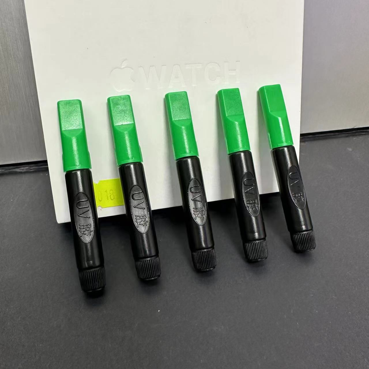 Pegamento de agua de película templada UV aplicable Pegamento UV Pegamento no retráctil Pegamento importado Pegamento de película de teléfono móvil de película templada UV aplicable