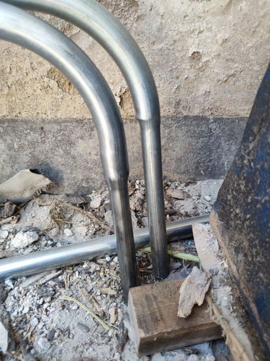 축소/위치 지정은 고객 서비스에 문의하십시오. - 차량 외부 너비 2550, 다리 높이 30cm