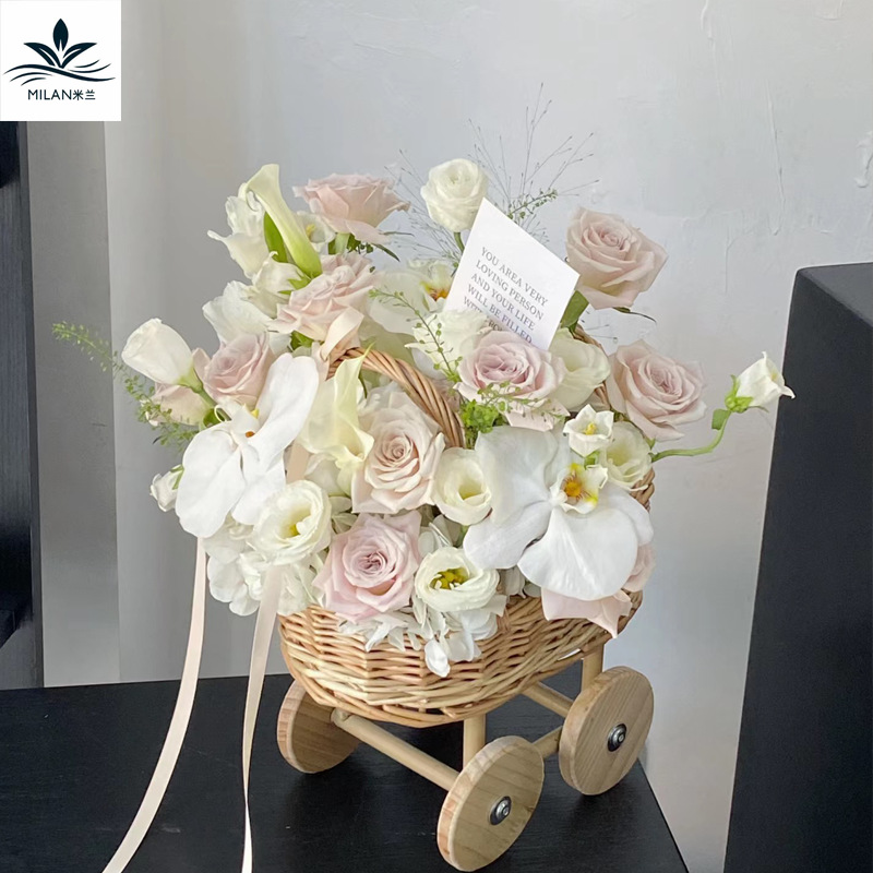 Cestas de huevos de la luna tejidas a mano, carrito de bebé, cestas de flores de sauce, cestas de flores de diseño de flores, cestas de flores DIY