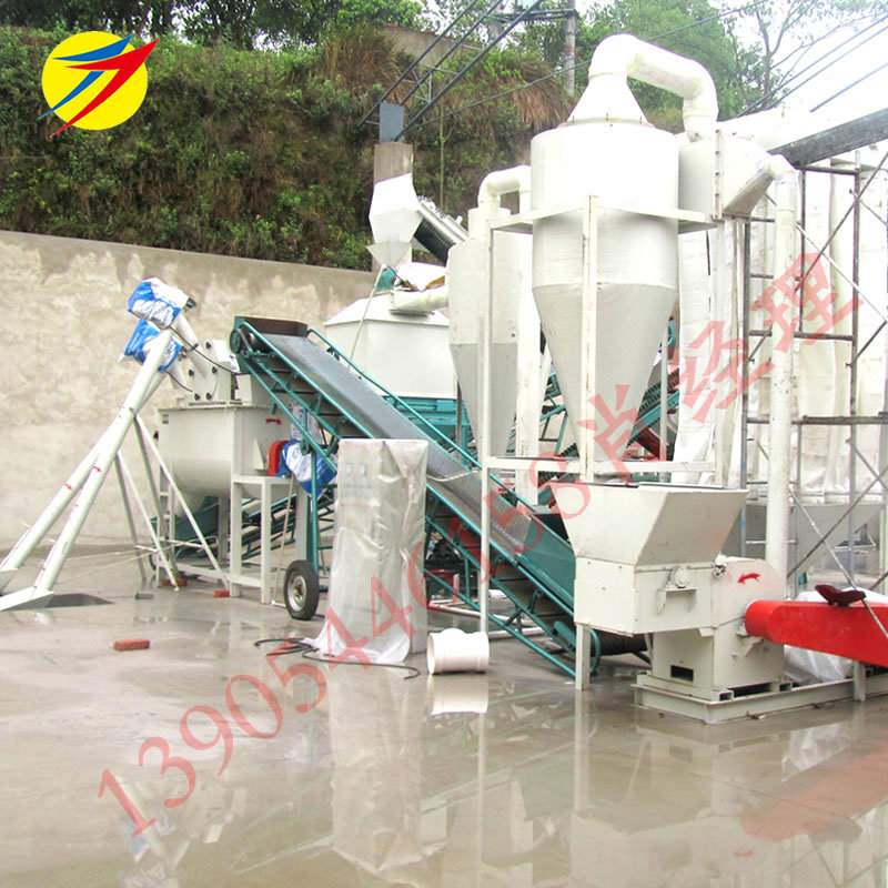 1-2吨成套的牛羊饲料机械设备 苜蓿草粮食秸秆颗粒机组厂家直销