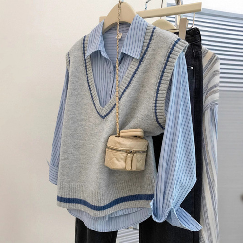 KANING Korean Style V-Neck Colorblock Knit Cardigan for Women 2025 Early Autumn Layering Cardigan Sweatshirt Backless Outerwear