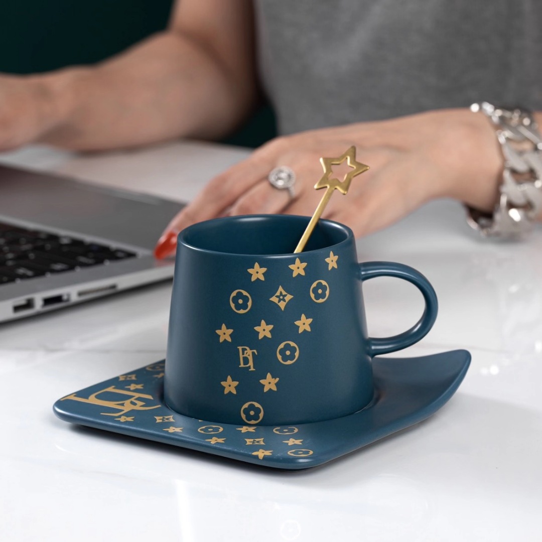 Personalidad creativa Estilo nórdico estrella taza y platillo traje combinación taza de café regalo tarde té taza cerámica taza de agua