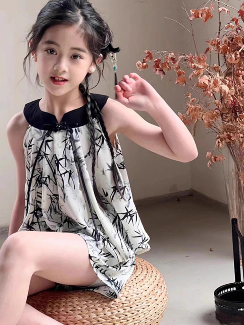Girls Chinese Style Sleeveless Top And Shorts Two-piece Set_voghion.com