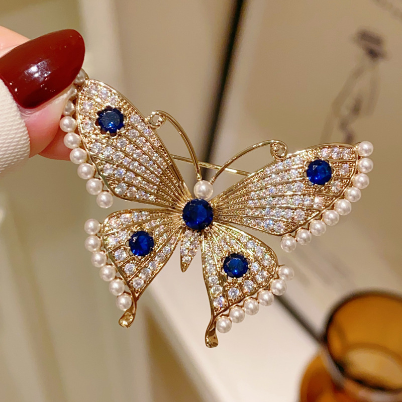 Pearl Rhinestone French Butterfly Brooch High-End Women's Luxury Elegant Brooch Fashion Corsage Coat Small Fragrance Accessories