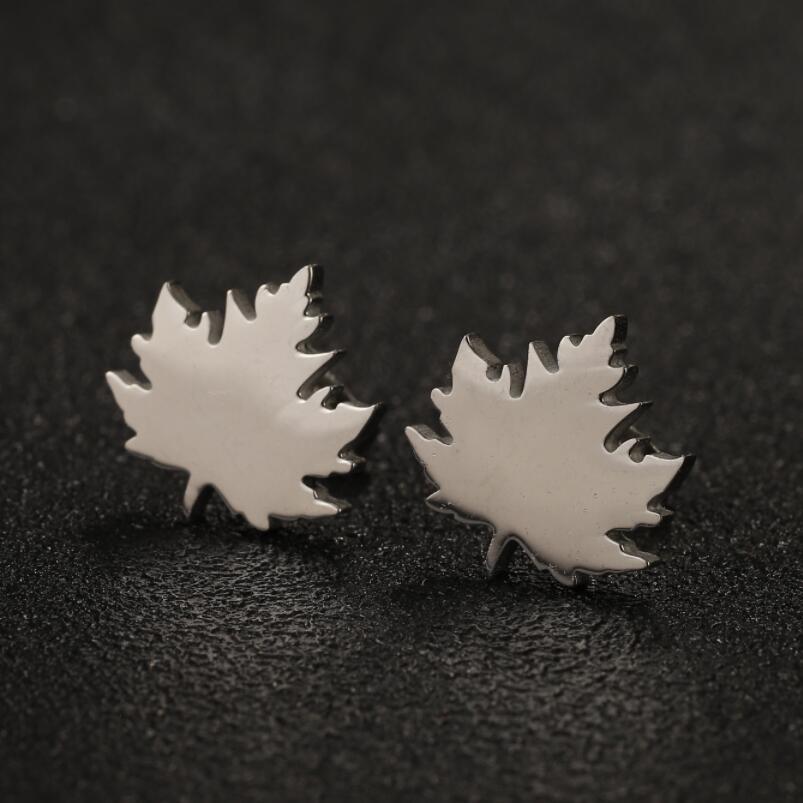 Ear Studs Classification 1 Pair Quantity PVD Coated 18K Gold Real Gold Plated Maple Leaf 304 Stainless Steel Simple Style Commute Waterproof Non Tarnish Ear Studs