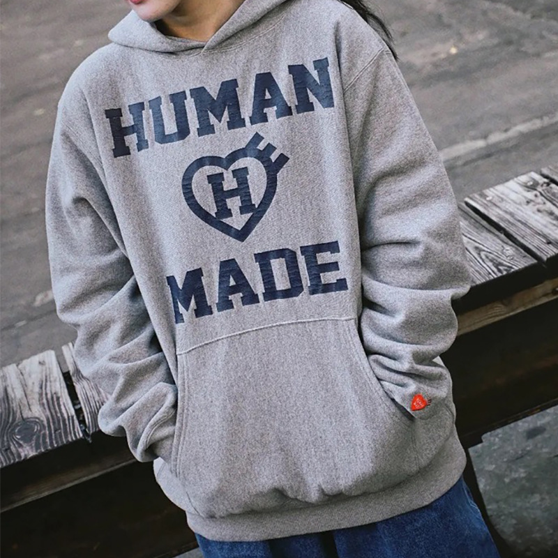 Versión alta Love H alfabeto más sudadera con capucha de terciopelo pareja japonesa suéter suelto con capucha de otoño para hombres y mujeres