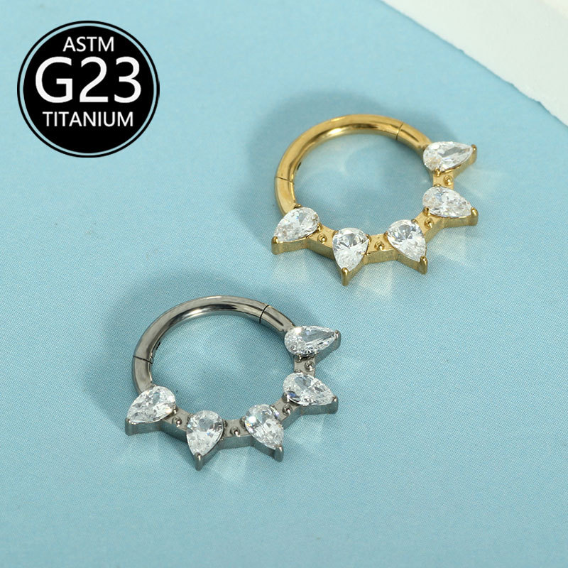 Pointed titanium steel lip stud product view