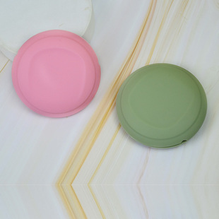 Bright and good-looking, it does not occupy space and is not easy to drop, convenient storage, neat earphone bag, small