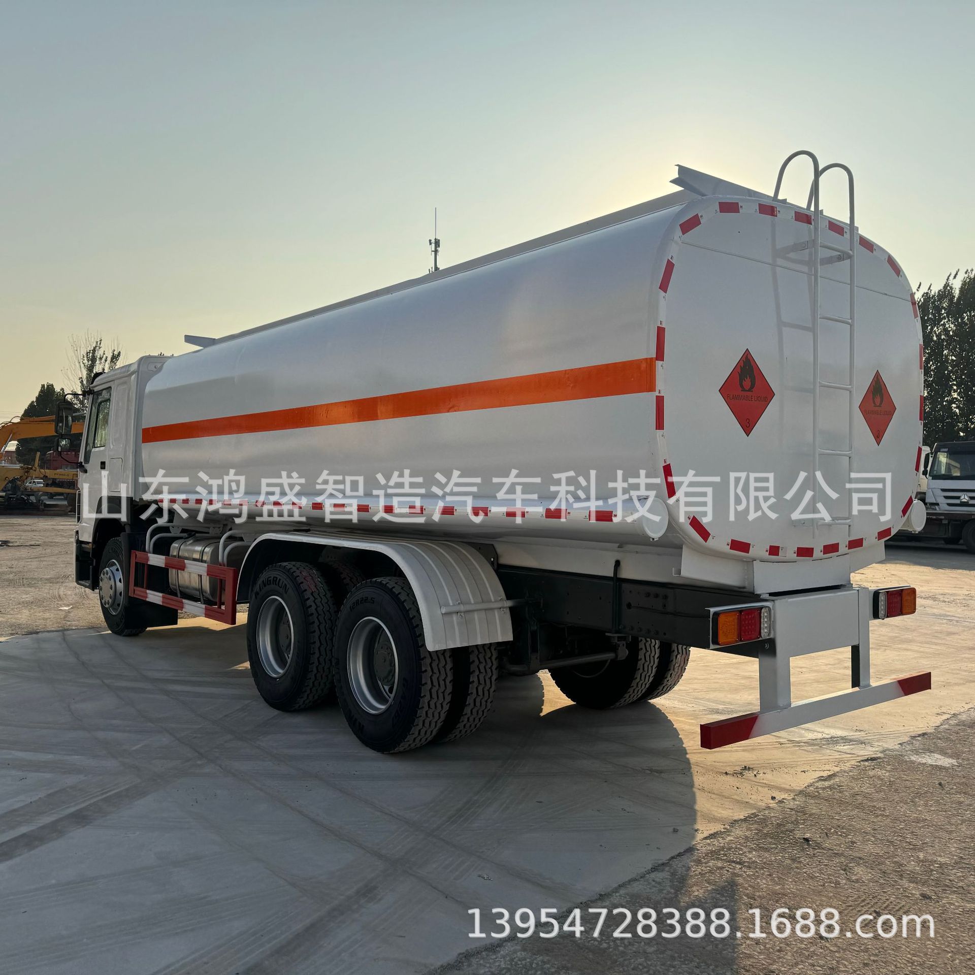 Exported to Africa Used Shaanxi Automobile F3000 Dump Truck, National Three Tractor Truck, 12-Cubic Meter Mixer Truck, Oil Tanker Truck