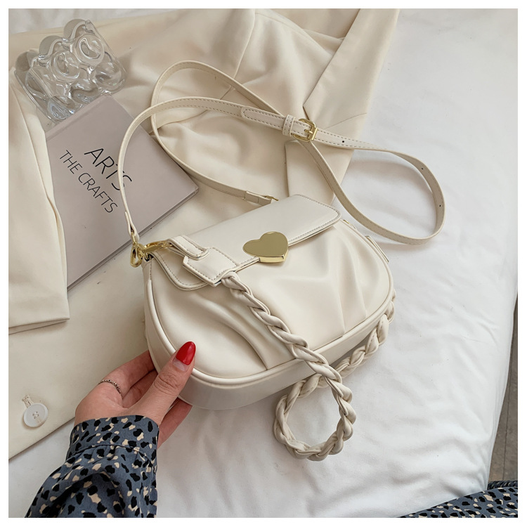 Vente En Gros Coeur Boucle Plier Une Épaule Messager Petit Sac Rond Nihaojewelry display picture 104