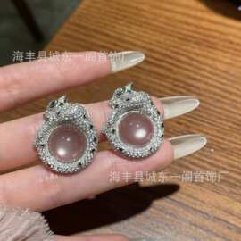 厂家批发小红书天然水沫玉豹子头吊坠s925银镶嵌轻奢时尚设计款女