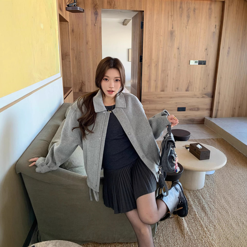 2026 Spring Collection Berlin Gray Wool Double-Sided Coat for Women, Elegant Loose Drawstring Short Woolen Jacket 2026 Spring Collection Berlin Gray Wool Double-Sided Coat for Women, Elegant Loose Drawstring Short Woolen Jacket