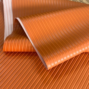 PVC�l�y�_�R���y����ִ�Ь���ľ߰��b�Ҿ�ܛ�b�֙CƤ��