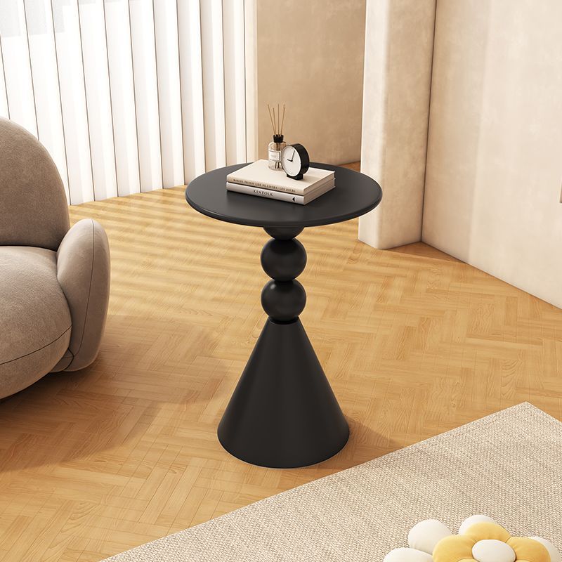 Mesa auxiliar nórdica de hierro forjado para apartamentos pequeños, estilo crema para sala de estar, mesa de centro redonda creativa, mesa auxiliar de cristal para sofá, sencilla y moderna.