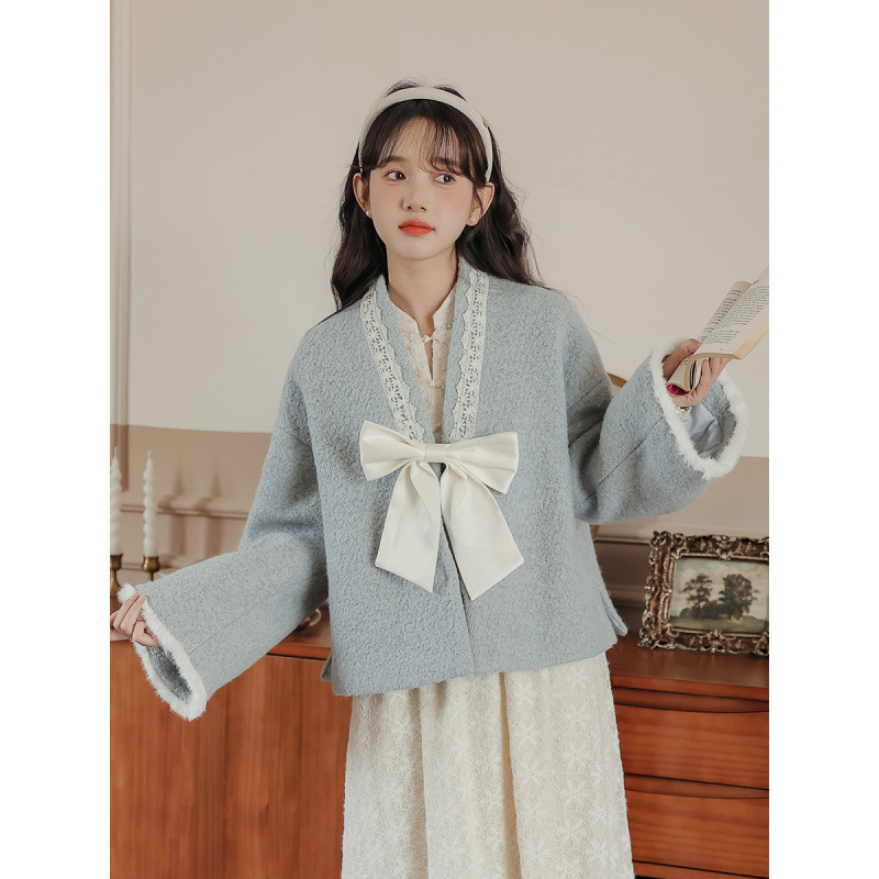 Sweet Lamb Wool Coat for Women 2025 Winter New Bowknot V-Neck Chanel Style Woolen Coat