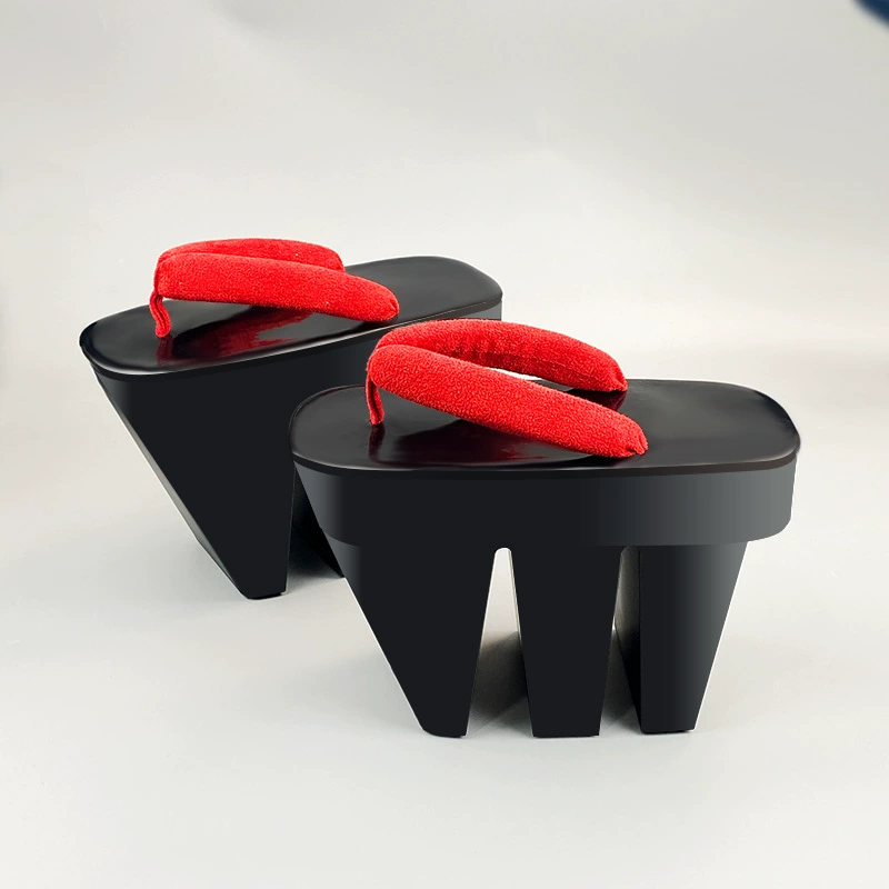 Внешняя торговля оригинальным одногабаритным трехзубым деревянным сабо