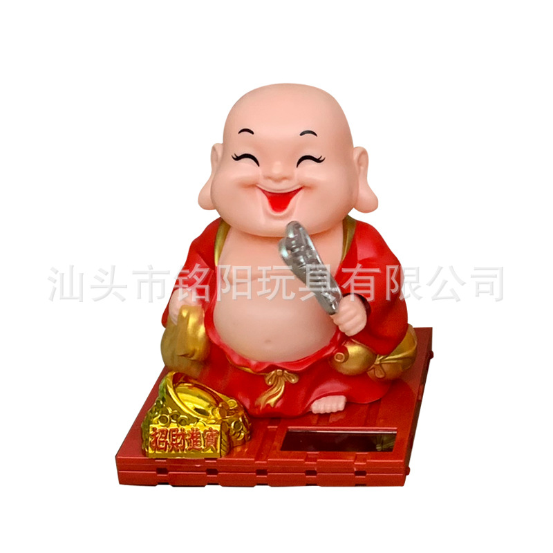 Monje solar coche creativo decoración asintiendo con la cabeza de moda nacional de madera de pescado muñeca accesorios del coche transfronteriza se puede enviar en nombre