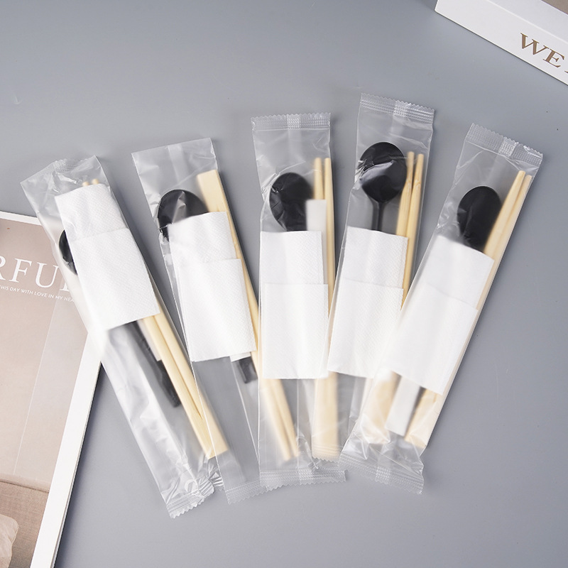 Individually packaged disposable spoons for takeout, mixed rice, light meals, salads, fruit salads, plastic spoons, four-piece set