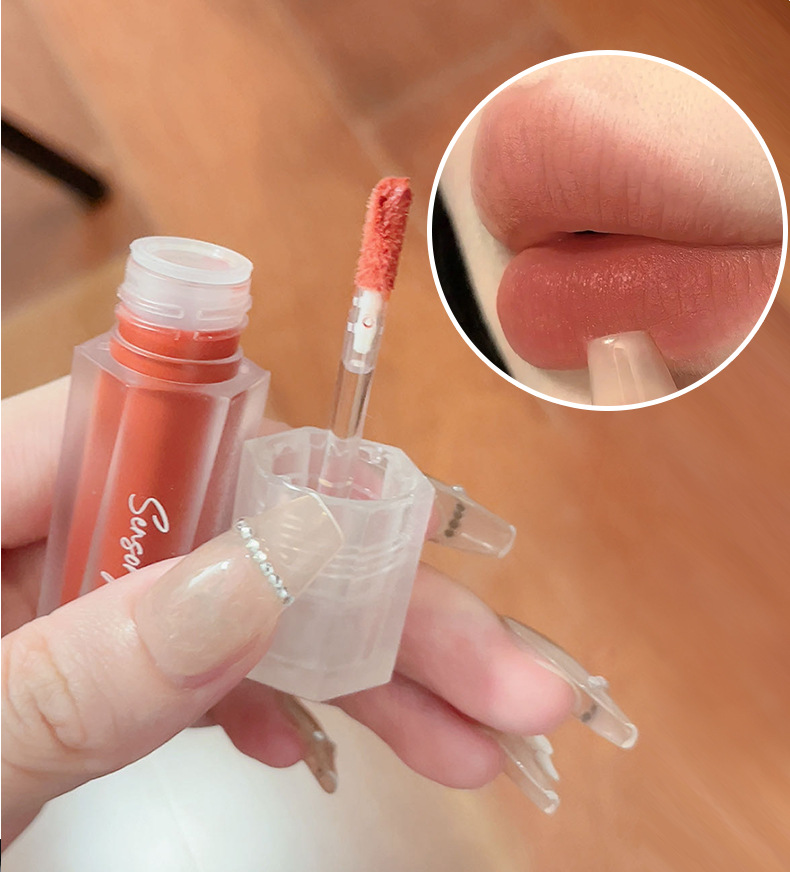 Sensory Party Matte velvet lip gloss, matte and white lip paste, not easy to stick, affordable for students, cross-border from Southeast Asia Application Scenario