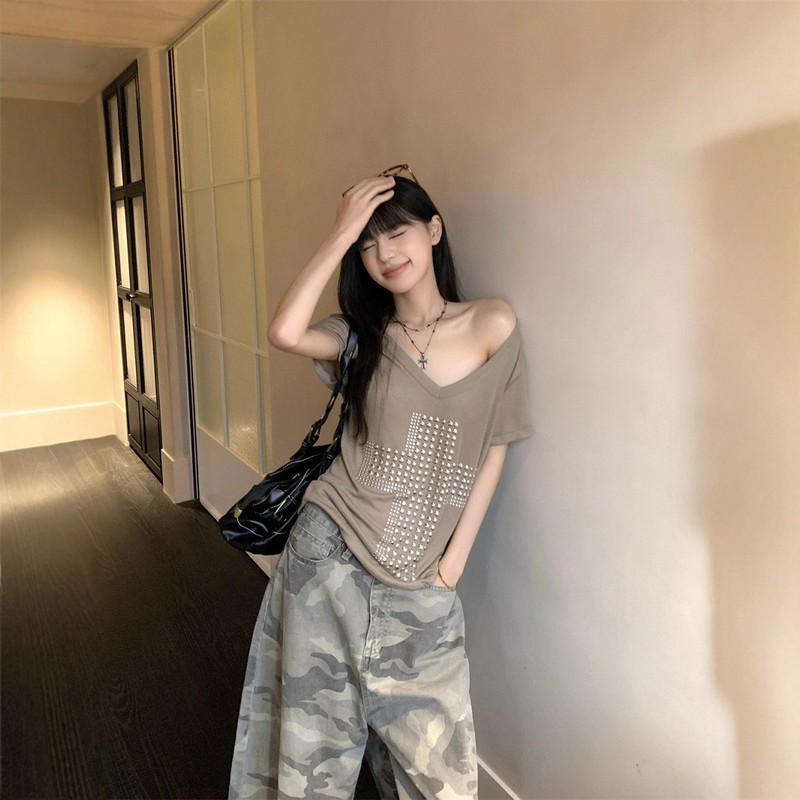 アメリカンホットガールスタイルのヘビービーズVネック半袖Tシャツ、女性用、夏カジュアル、ルーズ、スリム、多用途カーキトップ|undefined