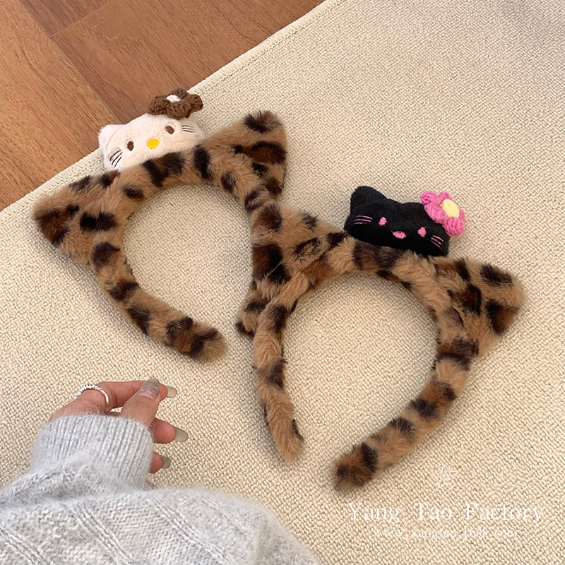 Caricatura encantadora Kitty Hairband ~ Peludo Otoño Invierno Nuevo Black Pkt Cat Headband Caricature Facial Hairband Chick