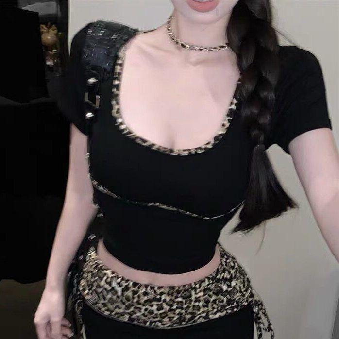 Purely alluring leopard print short-sleeve t-shirt for women, new summer fashion, low-waisted, suitable for dancers, short leopard print top, lightweight Purely alluring leopard print short-sleeve t-shirt for women, new summer fashion, low-waisted, suitable for dancers, short leopard print top, lightweight
