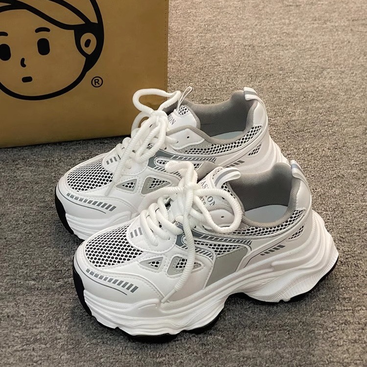 Papá zapatos de mujer zapatos negros de terciopelo 2026 nueva primavera y otoño versátil muffin grueso aumento de altura zapatos deportivos casuales