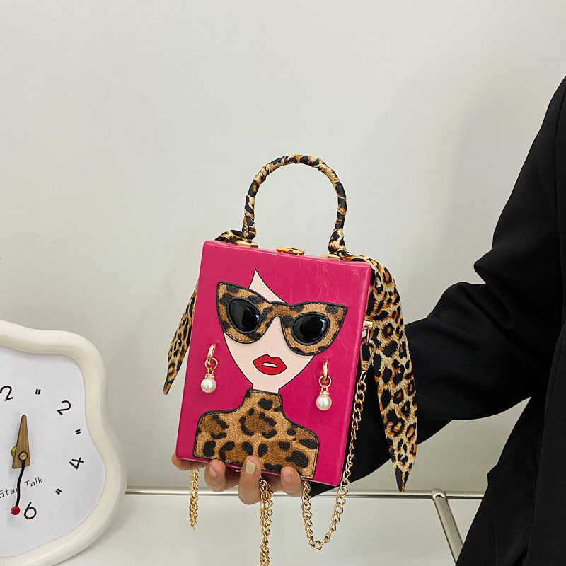 Women's 2025 New European and American Fashion Leopard Print Beauty Internet Celebrant Portable Crossbody Shoulder Box Bag