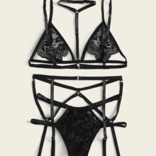 欧美外贸内衣睡衣蕾丝镂空超短裙魅力三点吊袜带性感情趣内衣套装