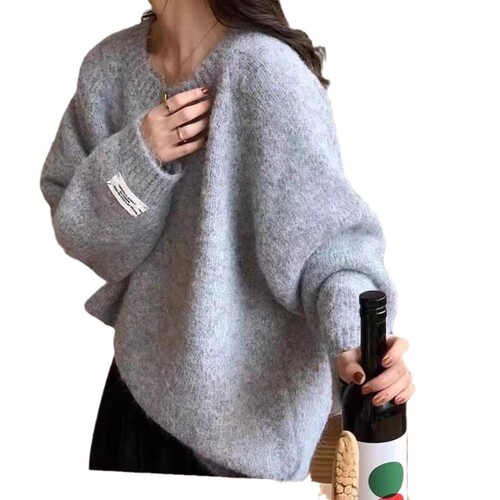 Loose pullover sweater for women, round neck, lazy style, autumn and winter long-sleeved soft waxy patterned wool sweater