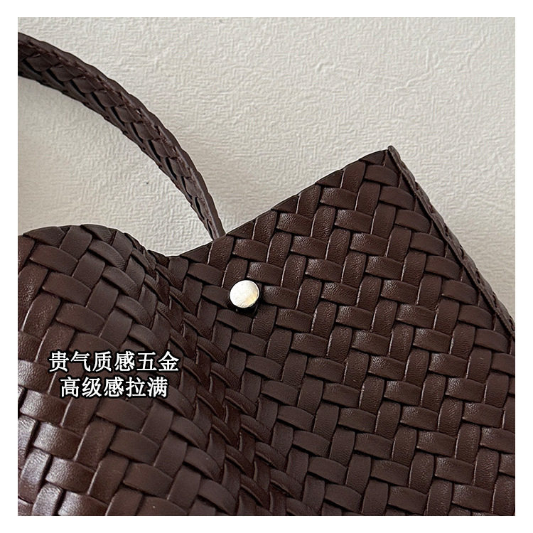 Túi xách thùng nước cổ điển dung lượng lớn đeo vai kẹp nách — màu cà phê, đen chi tiết 6