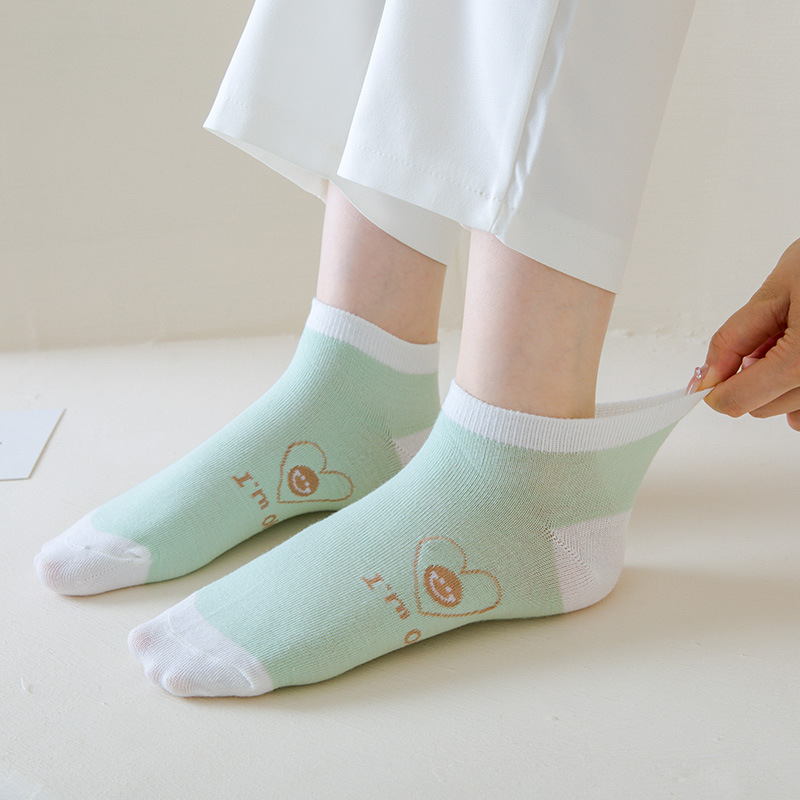 Chica vigorosa de corte bajo Calcetines Bajos de moda de primavera y verano delgados calcetines de tobillo desodorante transpirable absorbente de sudor calcetines suaves de algodón para mujer