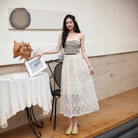 法式宫廷风蕾丝刺绣白色a字半身裙女秋季高腰长款伞裙