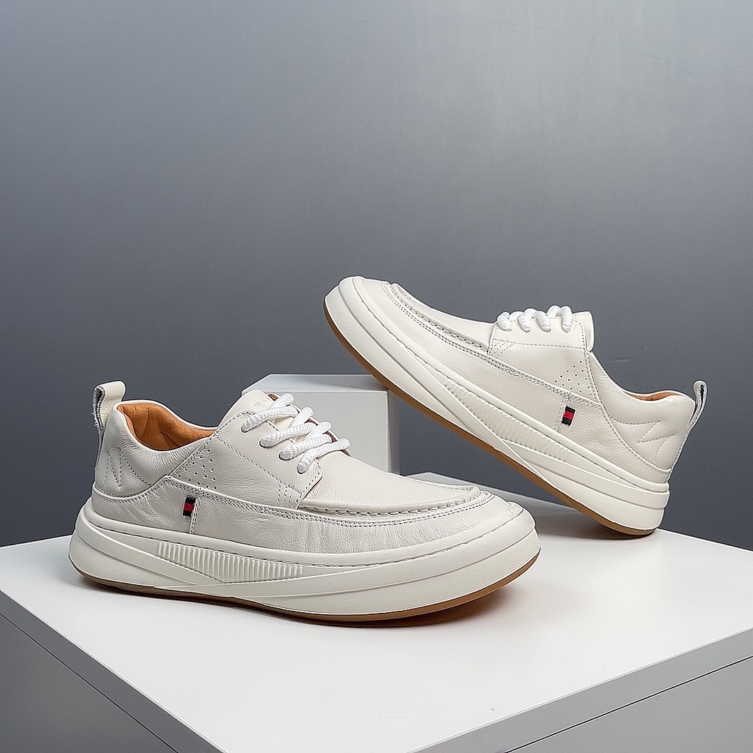 남성 캐주얼 가죽 신발 2024 가을 새 가죽 큰 발가락 신발 레트로 트렌디 한 싱글 레이어 신발 소프트 단독 통기성 남성 신발