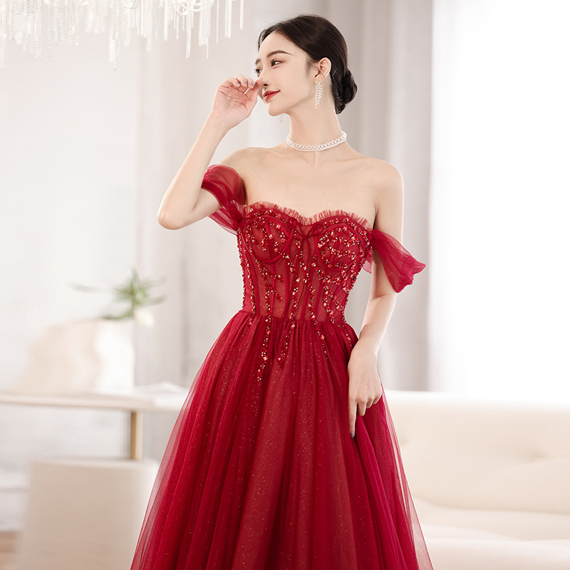 French-Style Toast Dress for the Bride 2026 New Model Light Luxury Texture Burgundy Engagement Homecoming Banquet Gown for Women Summer