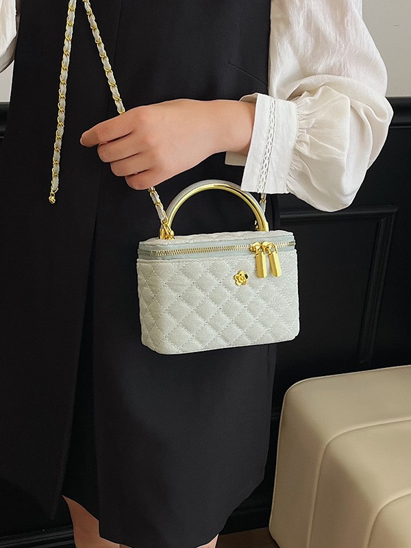 Coreana pequeña caja de viento de fragancia bolso de mano mujer comercio exterior transfronterizo nuevo estilo ChaoDiang bordado cadena mochila
