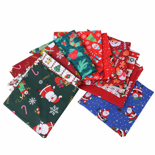 Cross-border new pet Christmas triangle towel, dog saliva towel, cat collar bib, pet accessories