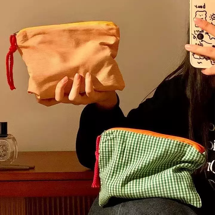 ins风化妆包女便携大容量2025新款旅行化妆品杂物收纳袋小洗漱包