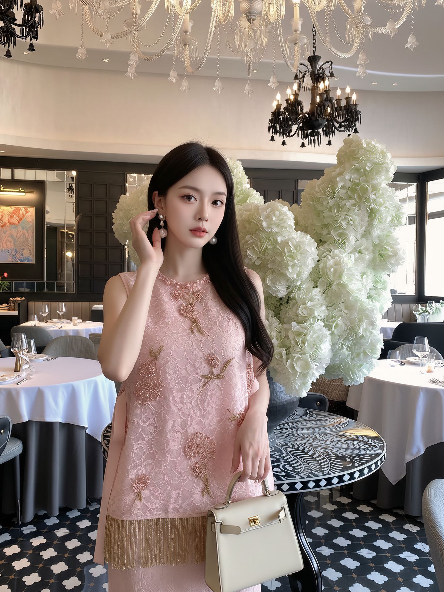 Bộ váy dây kèm áo gi lê thêu hoa cầu tân cổ điển — váy dây màu hồng phấn, Áo gi lê màu hồng