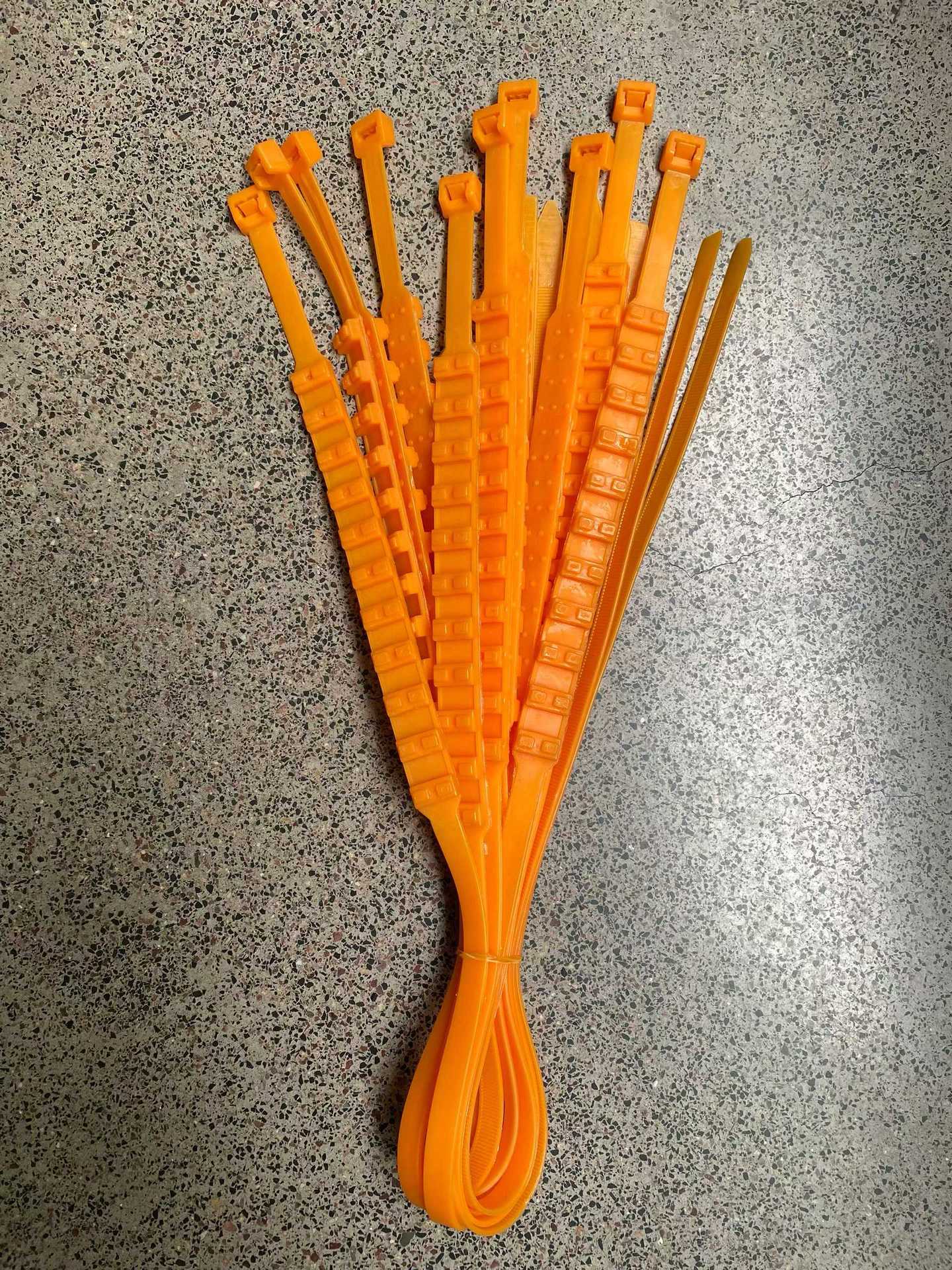 10개입 오렌지색 약 90cm 차량용 미끄럼 방지 체인 (범용)