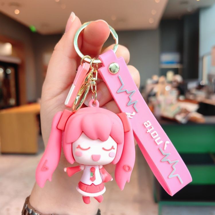 Dibujos animados pvc serie de anime llavero juego de marea muñeca llavero de coche bolsa colgante máquina de garra regalo al por mayor