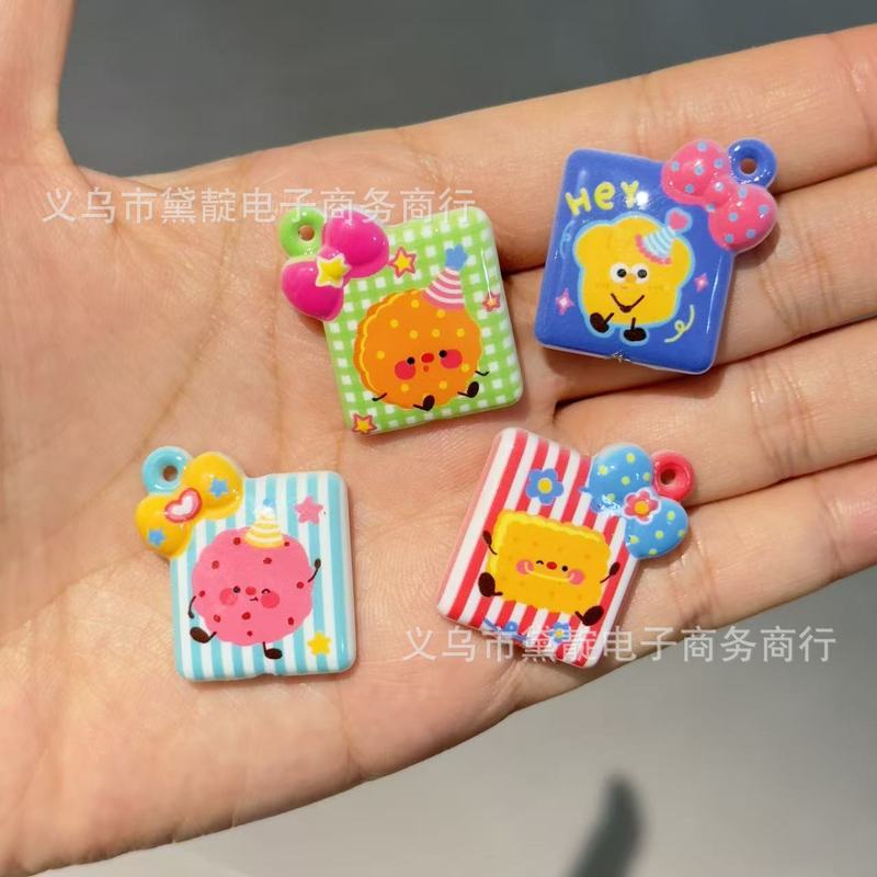 亚克力可爱饼干书夹三通串珠 diy自制包挂手机链钥匙扣配件珠材料|undefined