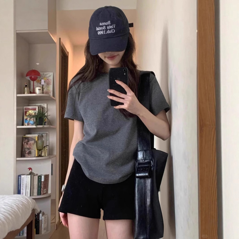 グレーの純綿半袖tシャツアメリカのプリントの正肩の丸首はスリムに見えます。|undefined
