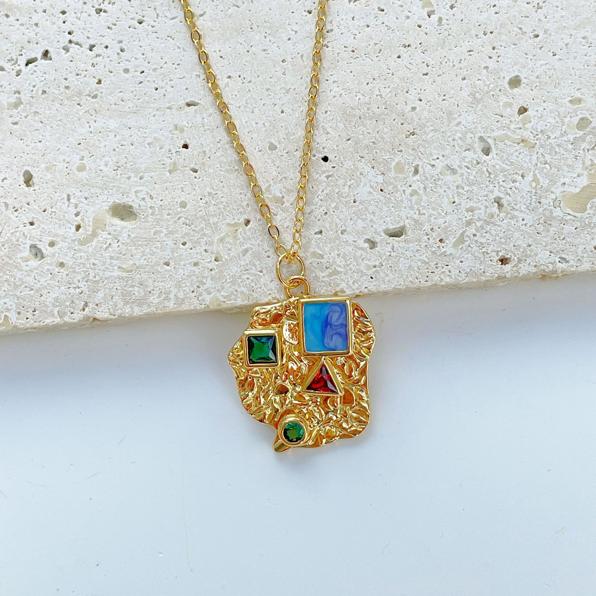 Retro Irregular Geometric Copper Gold Plated Ellipse Plating Natural Stone Pendant Necklace