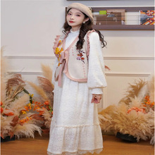 两三事白色打底连衣裙2025秋冬季高领小个子蕾丝内搭长裙白雪公主