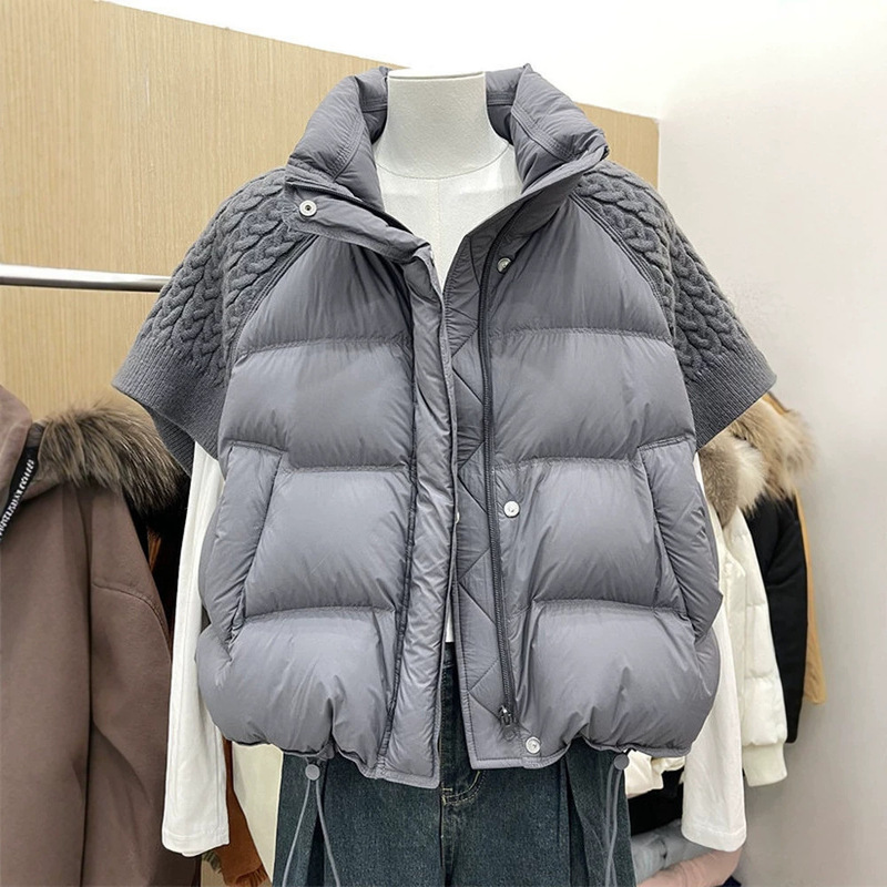 Stand-collar patchwork knitted down vest for women, Korean style, 2026 winter new fashion, short-sleeved, petite size, white duck down vest