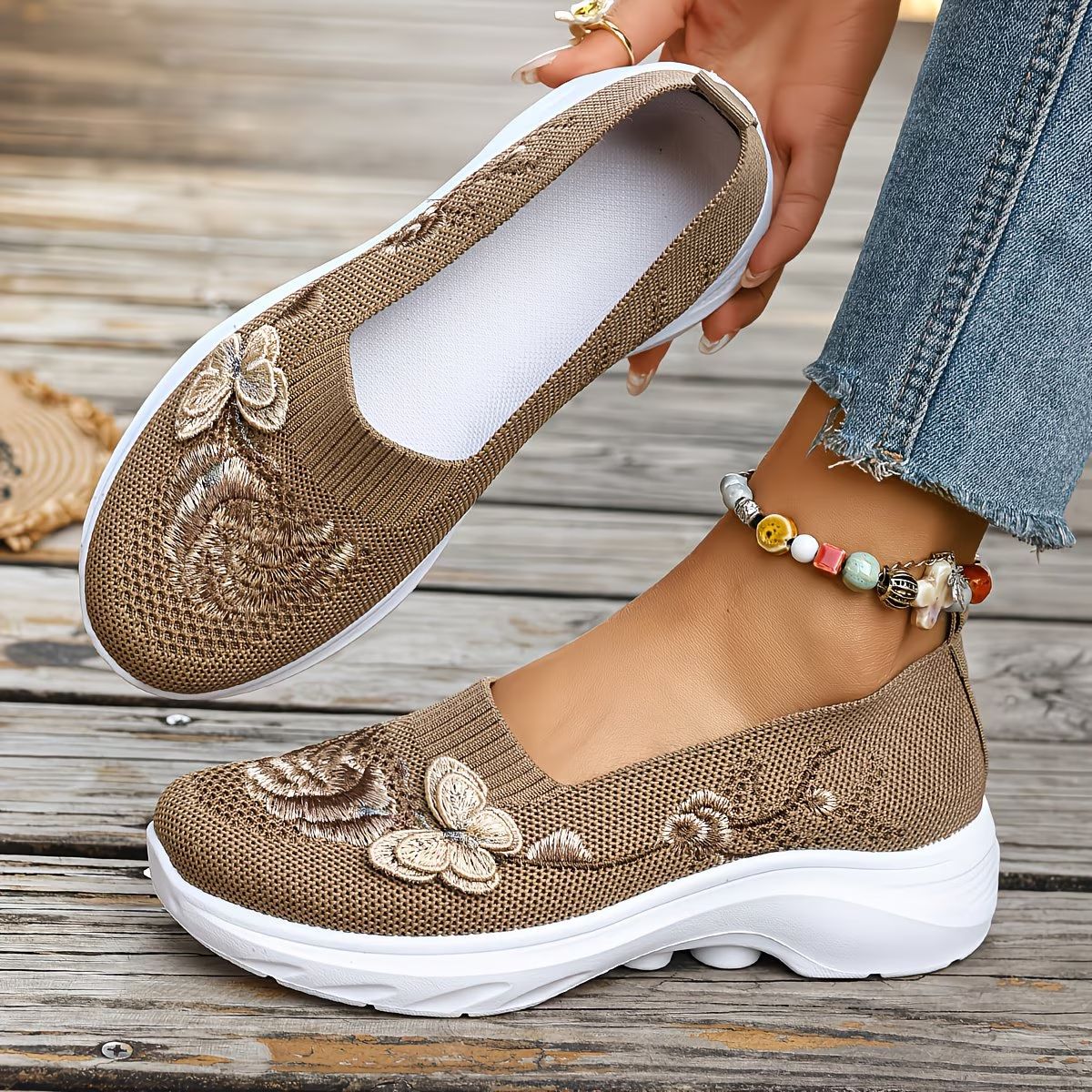 Zapatos de mujer nuevos zapatos transfronterizos TEMU grandes zapatos bordados zapatos casuales de moda zapatos transpirables zapatos perezosos al por mayor