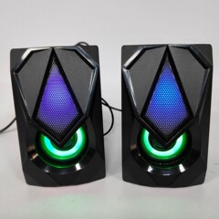 新しいRGBまぶしいライトのスピーカーのデスクトップの家庭用コンピュータのノートパソコンのマルチメディアの有線のサブウーファの音響