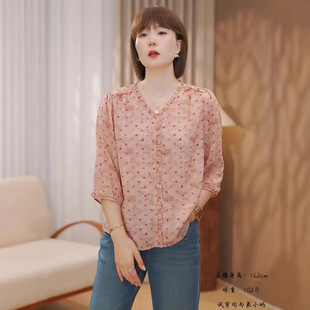 һ�����lŮ�r��2025�ļ��¿� �r�в��cӡ������Ůľ���IС��Ů�b